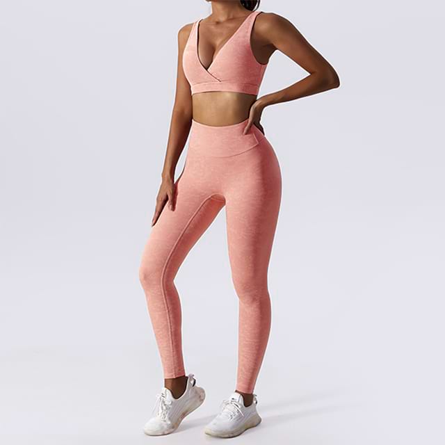 حمالة صدر رياضية لليوجا بدون خياطة