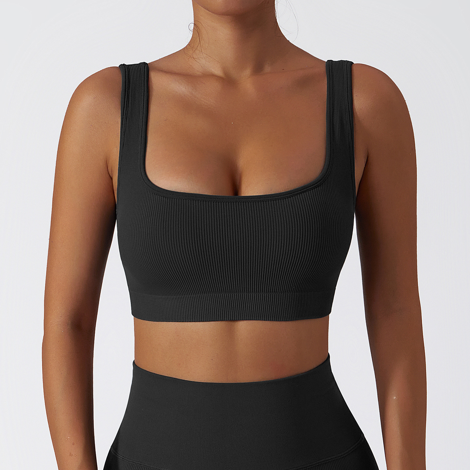 حمالة صدر للتمرين مضلعة وقابلة للإزالة